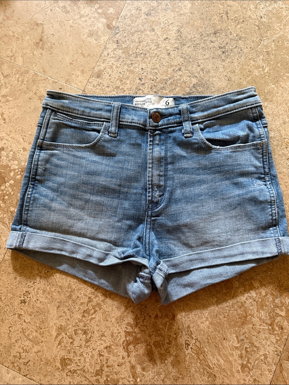Abercrombie shorts size 28